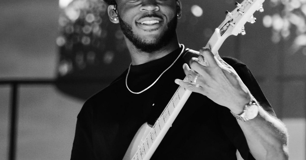 PRS Guitars | Aaron Forbes