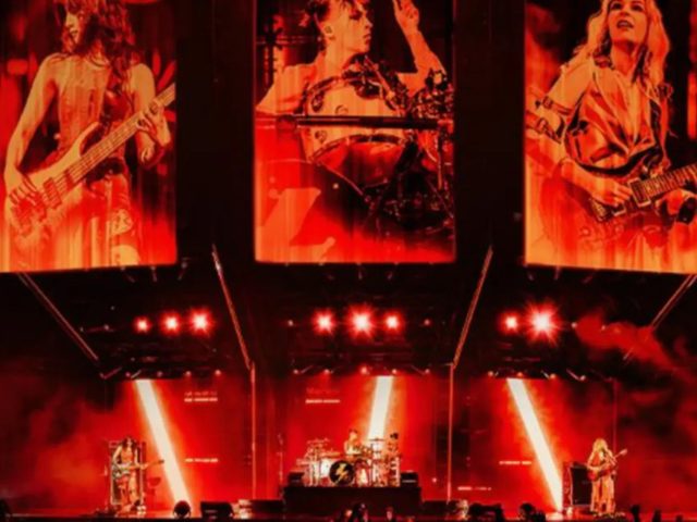 The Warning Release Live from Auditorio Nacional in Mexico City
