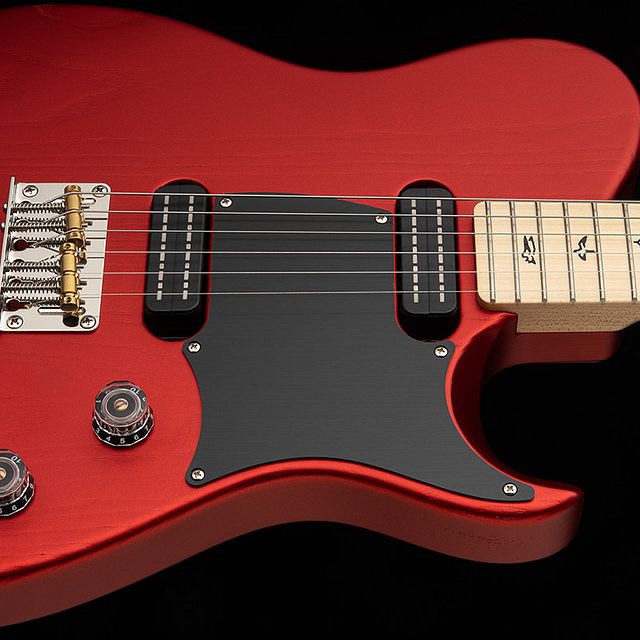 Nf 53 2026 red apple metallic satin hero a