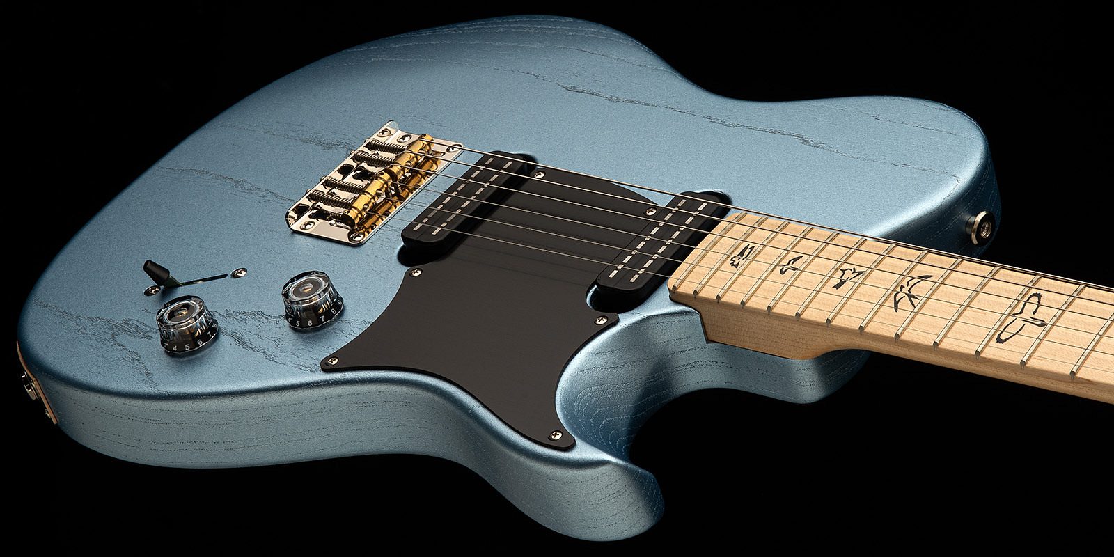 Nf 53 satin 2025 frost blue metallic hero a