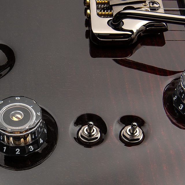 Custom 24 08 mango top limited edition 2026 fire red gray black fade hero d