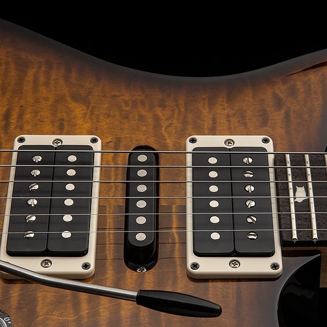 Ce 24 special limited 2025 black amber hero d