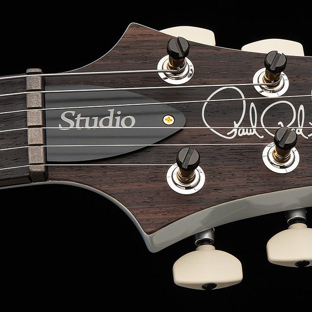 Studio 2026 river blue pearl hero e