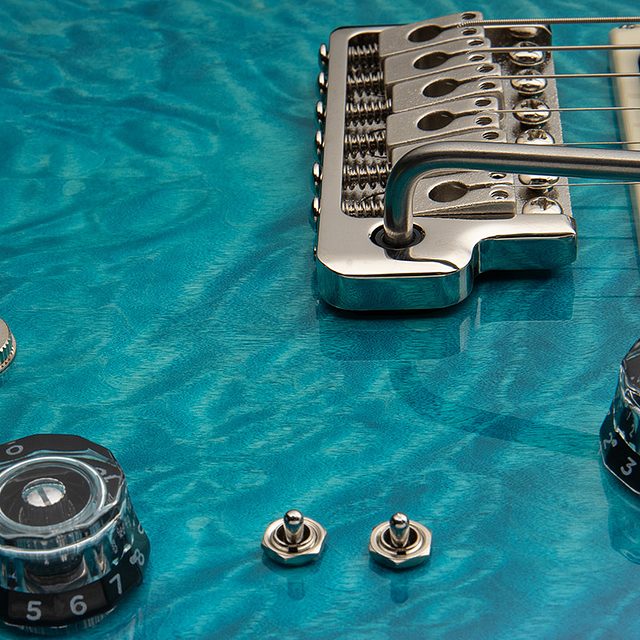 Se custom 24 08 quilt 2026 lake blue hero d