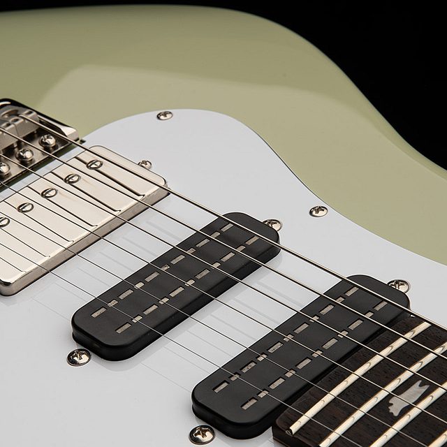 Se studio standard 2025 hero b