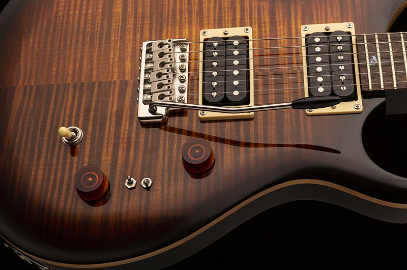 PRS Guitars | 35th Anniversary SE Custom 24 - 2020